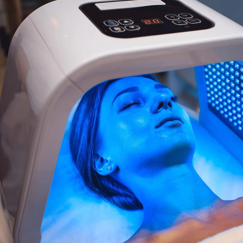 EffortlesSkinTherapy™ PhotonGlow Facial Therapy